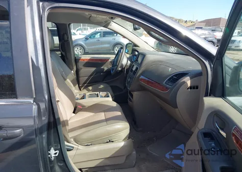 2012 Chrysler Town & Country Touring из США, поврежденный, VIN 2C4RC1BG4CR337456